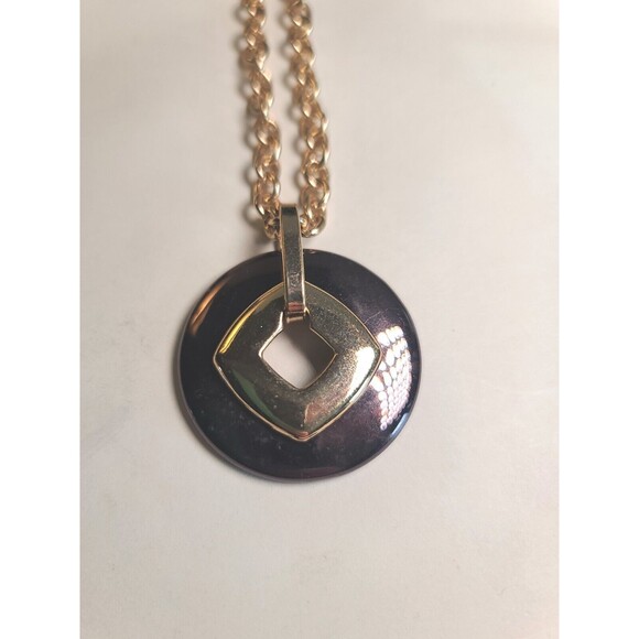 Vintage Liz Claiborne Gold Tone Necklace Deep Purple Pendant 20" - Picture 5 of 8